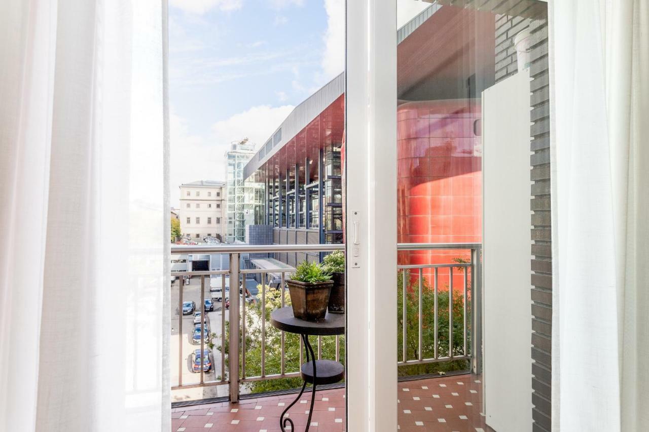 Bnbholder Luxe Atocha Station مدريد المظهر الخارجي الصورة